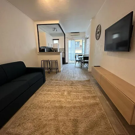 Apartment Cosy Avec Balcon - Tramway Au Pied, Proche Centre *